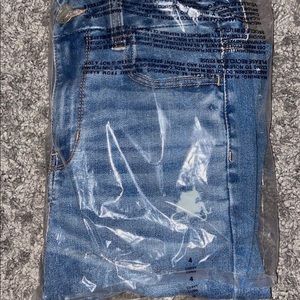 American Eagle ripped Jeans